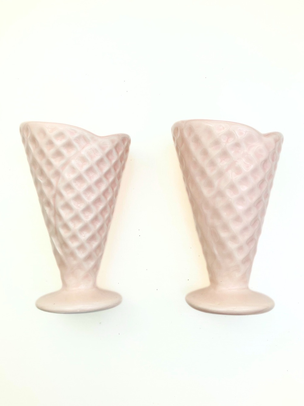Faiancas Ramos Portugal Pink Waffle Cone Ice Cream Dessert Cups Bowls Set of 2